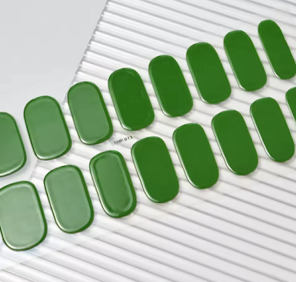 SemiNails WRAPS™  - Hybrydowe Naklejki Na Paznokcie